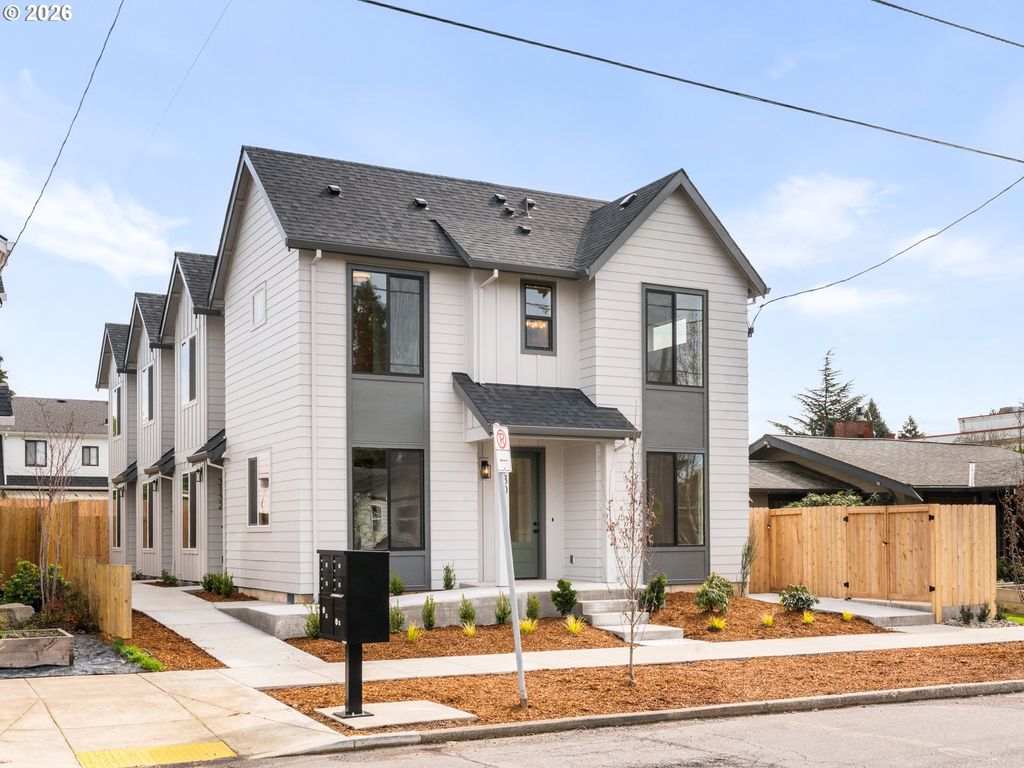 3134 Ne 72nd Ave, Portland, OR 97213