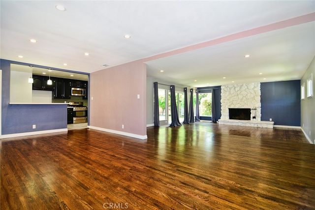 6531 Hanna Avenue, Woodland Hills, CA 91303