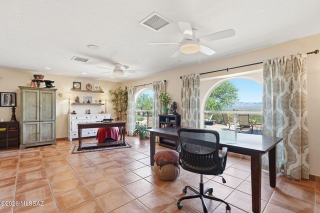 3554 W Calle Dos, Green Valley, AZ 85622