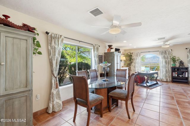 3554 W Calle Dos, Green Valley, AZ 85622