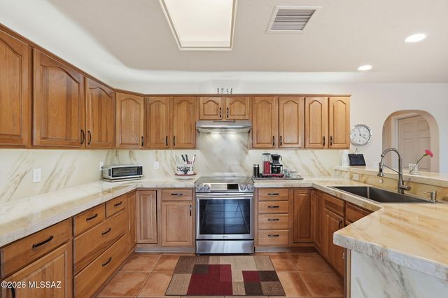3554 W Calle Dos, Green Valley, AZ 85622