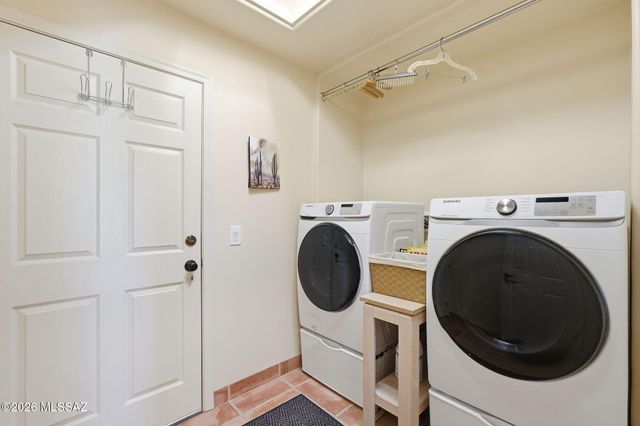 3554 W Calle Dos, Green Valley, AZ 85622