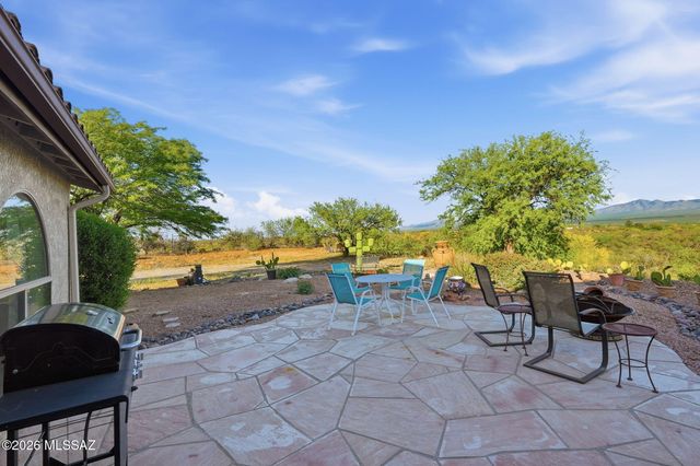 3554 W Calle Dos, Green Valley, AZ 85622