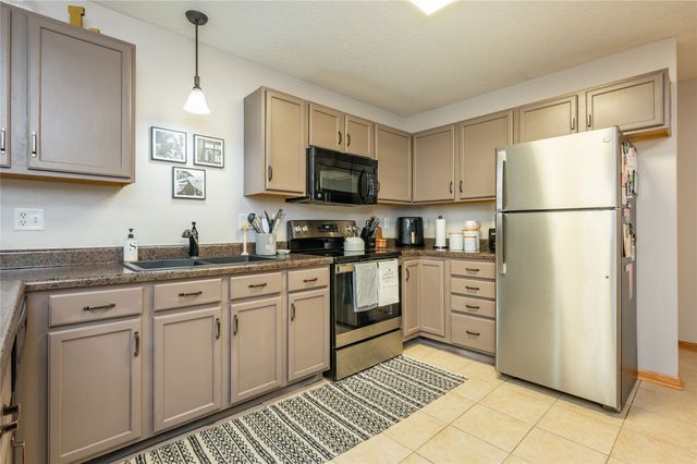 601 Orchard Hills Drive 5007, Norwalk, IA 50211