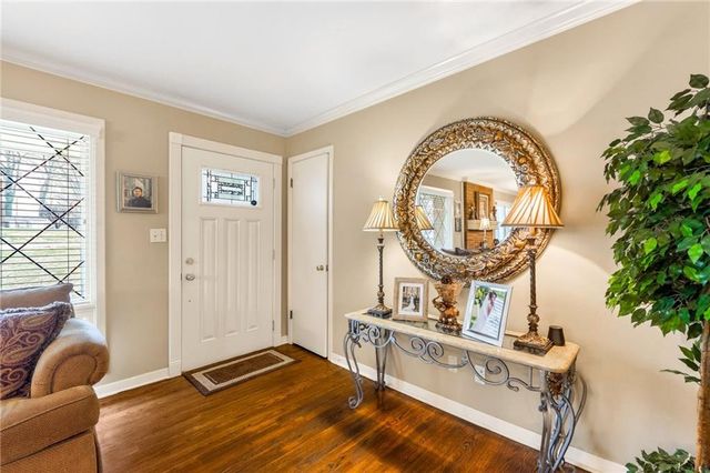 3803 NW 62nd Street, Kansas City, MO 64151