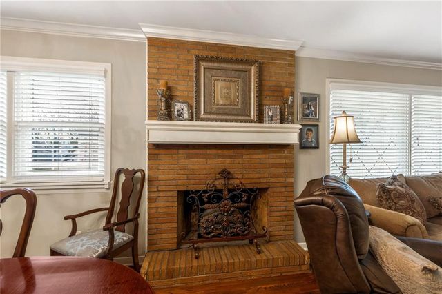 3803 NW 62nd Street, Kansas City, MO 64151