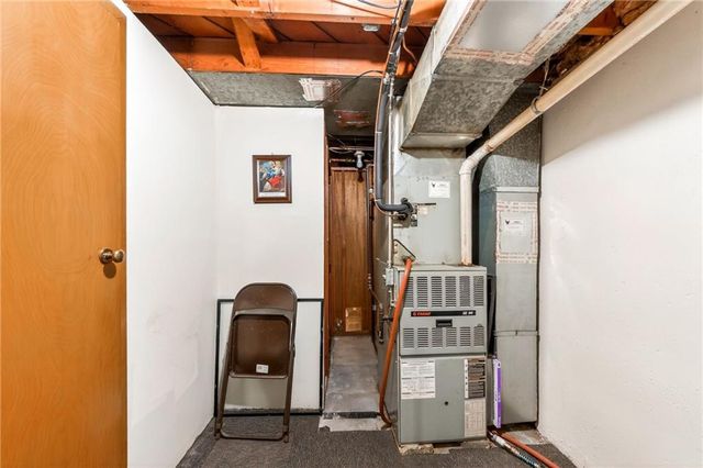 3803 NW 62nd Street, Kansas City, MO 64151