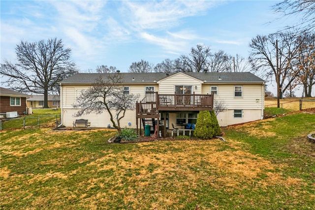 3803 NW 62nd Street, Kansas City, MO 64151