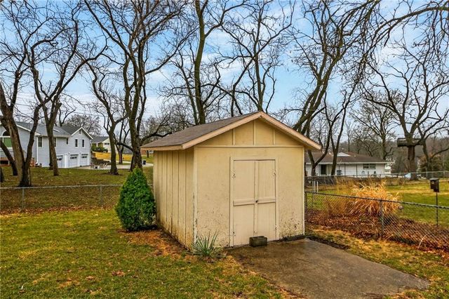 3803 NW 62nd Street, Kansas City, MO 64151