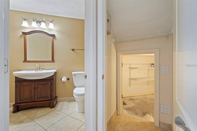 18756 WIMBLEDON CIRCLE, Lutz, FL 33558