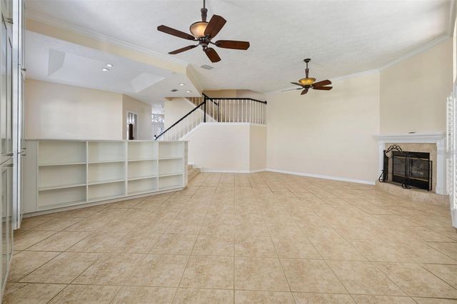 18756 WIMBLEDON CIRCLE, Lutz, FL 33558