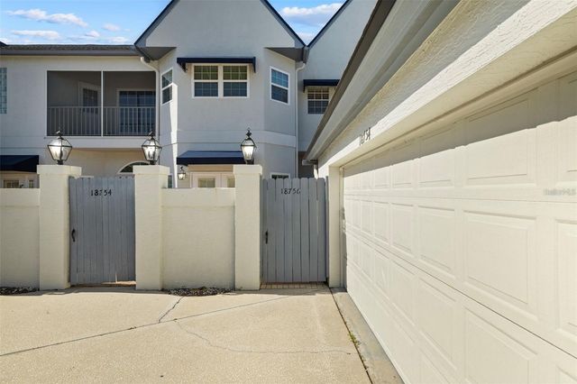 18756 WIMBLEDON CIRCLE, Lutz, FL 33558