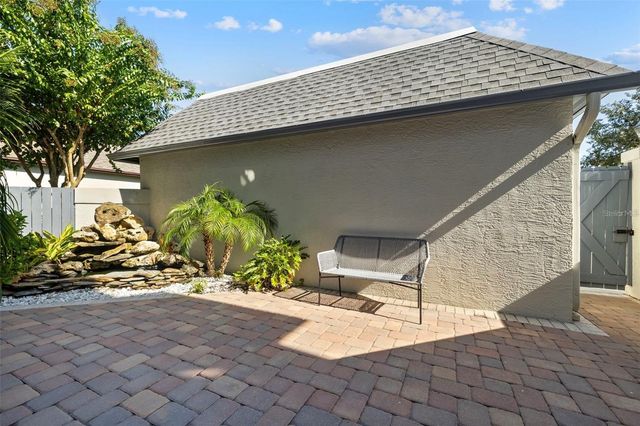 18756 WIMBLEDON CIRCLE, Lutz, FL 33558