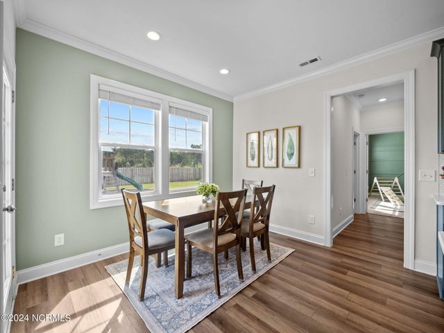 106 Northern Pintail Place, Hampstead, NC 28443