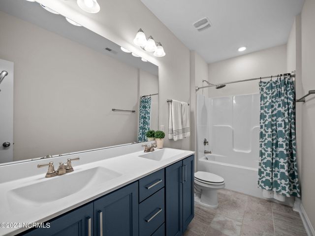 106 Northern Pintail Place, Hampstead, NC 28443