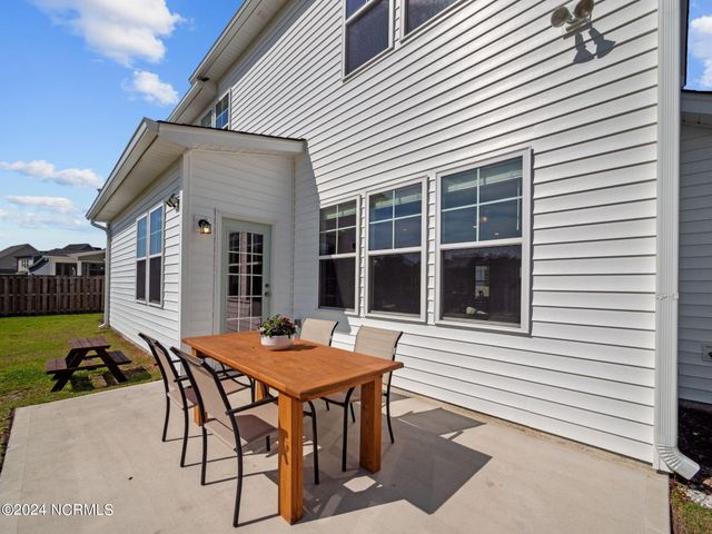 106 Northern Pintail Place, Hampstead, NC 28443