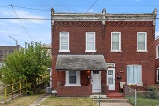 222 S 6th St, Jeannette, PA 15644