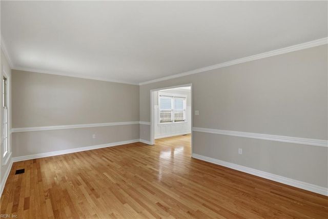 312 Lakeland CRES, Yorktown, VA 23693