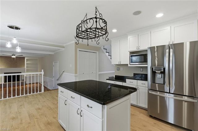 312 Lakeland CRES, Yorktown, VA 23693
