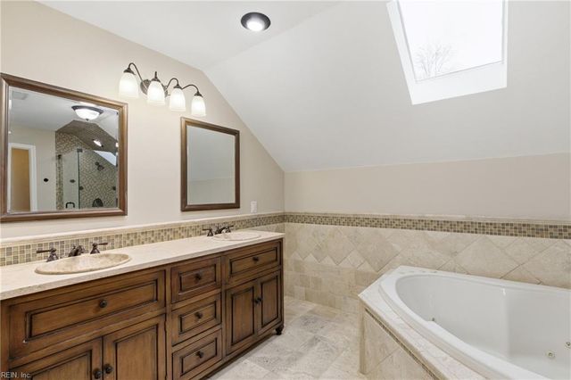 312 Lakeland CRES, Yorktown, VA 23693