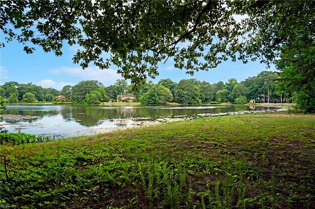 312 Lakeland CRES, Yorktown, VA 23693