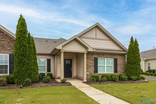 122 Moore Farm Circle NW, Huntsville, AL 35806