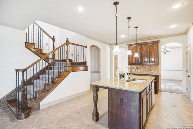 102 Santa Anita, Boerne, TX 78006
