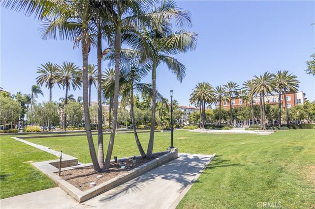 13045 Pacific Promenade 303, Playa Vista, CA 90094