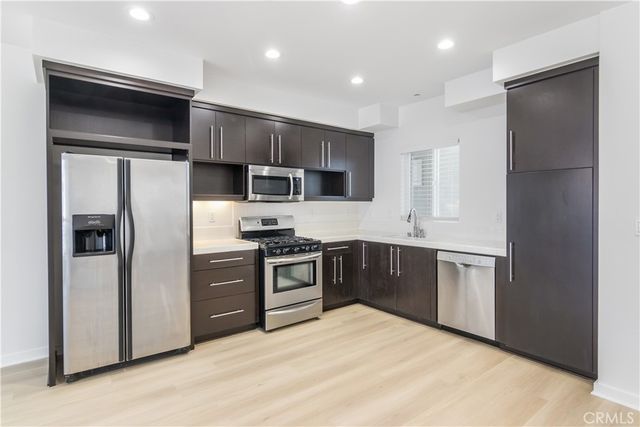 13045 Pacific Promenade 303, Playa Vista, CA 90094