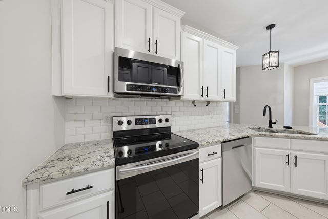 330 Carolina Oaks Avenue, Smithfield, NC 27577