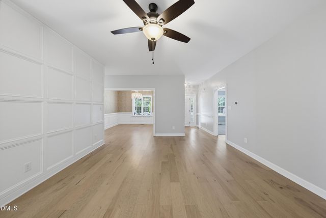 330 Carolina Oaks Avenue, Smithfield, NC 27577