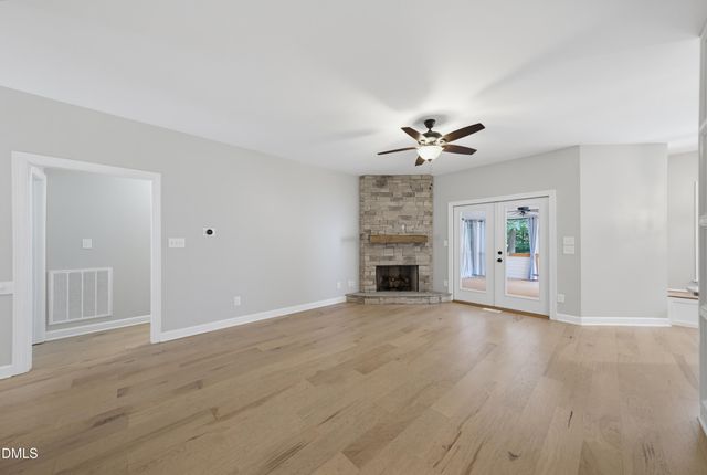 330 Carolina Oaks Avenue, Smithfield, NC 27577