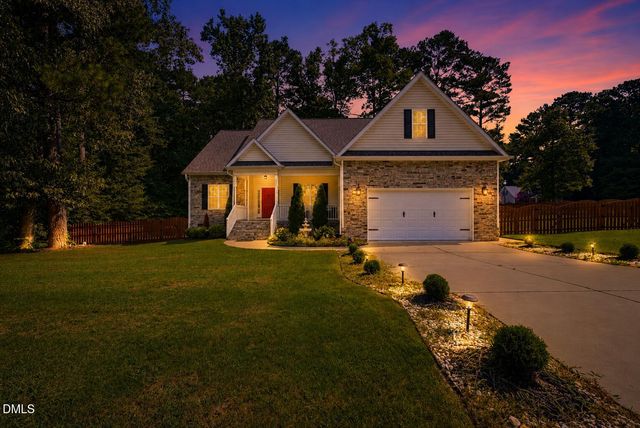 330 Carolina Oaks Avenue, Smithfield, NC 27577