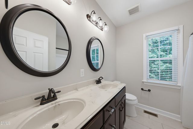 330 Carolina Oaks Avenue, Smithfield, NC 27577