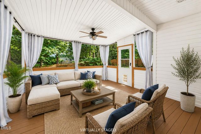 330 Carolina Oaks Avenue, Smithfield, NC 27577