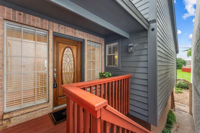 225 Capetown, Montgomery, TX 77356