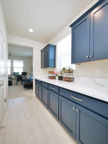 4126 Arjuna Way, Rancho Cordova, CA 95742