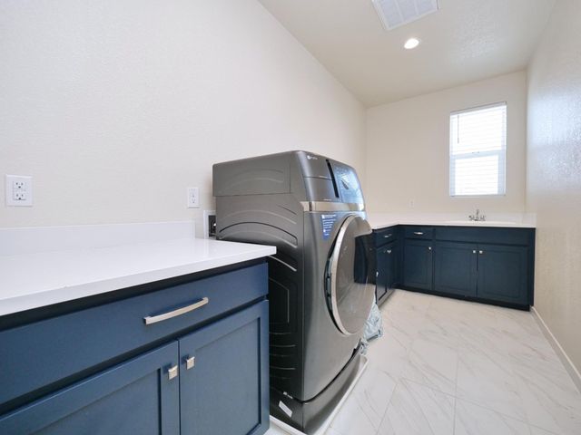 4126 Arjuna Way, Rancho Cordova, CA 95742