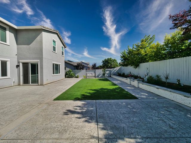 4126 Arjuna Way, Rancho Cordova, CA 95742