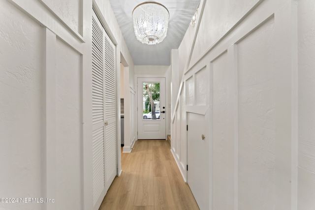 798 MAIN Street, Atlantic Beach, FL 32233