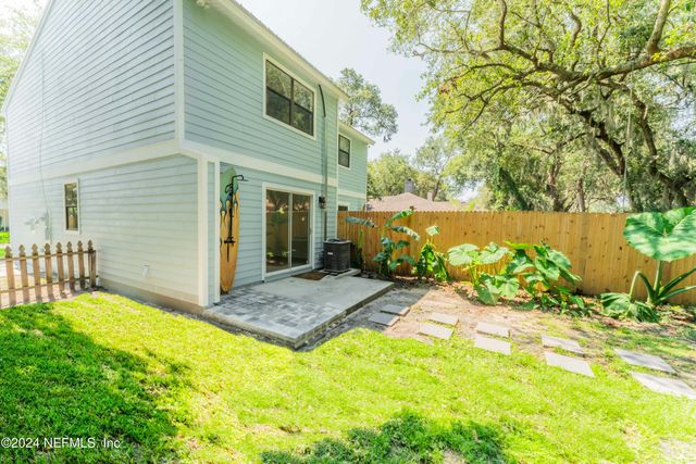 798 MAIN Street, Atlantic Beach, FL 32233