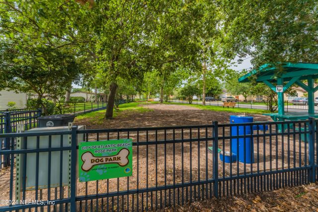 798 MAIN Street, Atlantic Beach, FL 32233