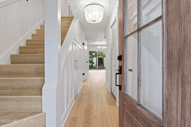 798 MAIN Street, Atlantic Beach, FL 32233