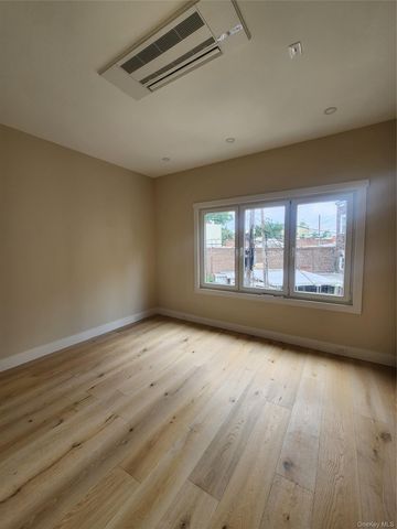 14 Hausman st 2R, Brooklyn, NY 11222