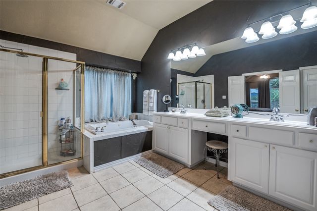 1021 MUIRFIELD Drive, Mansfield, TX 76063