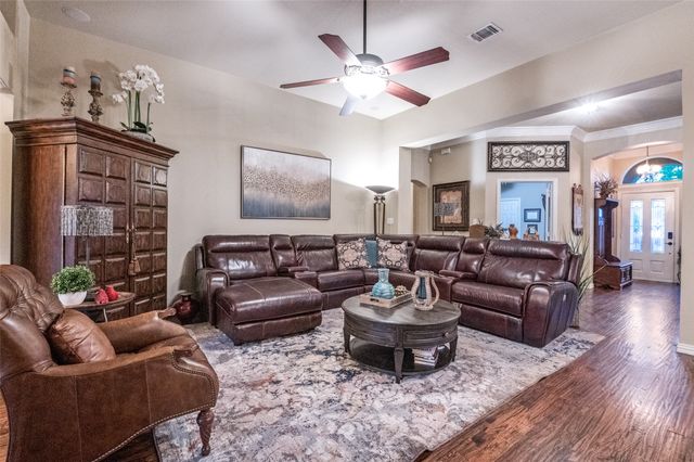 1021 MUIRFIELD Drive, Mansfield, TX 76063
