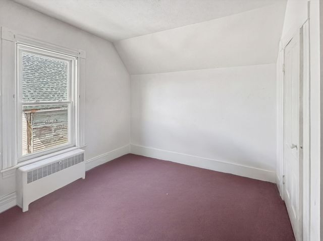 808 Grove St, Manchester, NH 03103