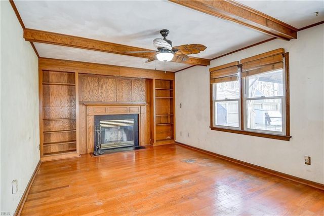 1875 Eastborne DR, Virginia Beach, VA 23454