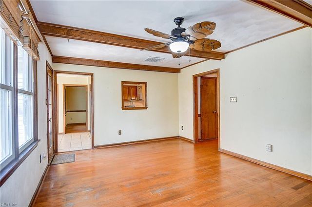 1875 Eastborne DR, Virginia Beach, VA 23454