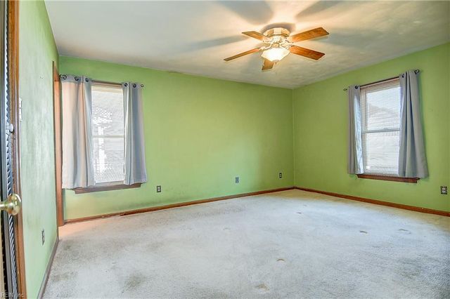 1875 Eastborne DR, Virginia Beach, VA 23454